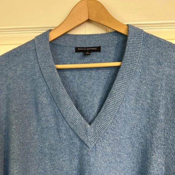 Banana Republic Blue Vneck Sweater - Picture 2 of 8